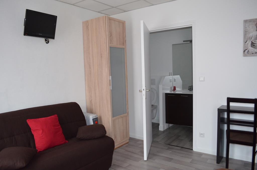 Hotel De La Croix De Malte Cherbourg-en-Cotentin Ruang foto